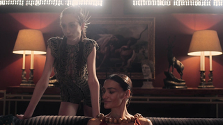 Saadet Aksoy, Saadet Işıl Aksoy, Serenay Sarıkaya - Shahmaran s02 (2024)