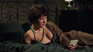 Valeri Zoidova nude topless scenes in TV Show Chto delat zhenshchine … (RU-2024) s2e4-5