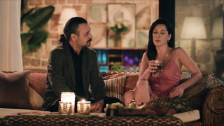 Ece Özdikic nude sex scenes in 10 Days of a Curious Man (TR-2024)