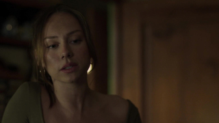 Ester Expósito, Ximena Lamadrid, etc - Bandidos s02e01-07 (2024-2025)