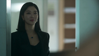 Jung Yun-ha - Ang Baul (Teureongkeu) s01e01-04 (2024)