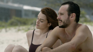 Julia Oristanio, Mariana Molina, Christiana Ubach, Giovana Echeverria - Perrengue s01e01-12 (2017)