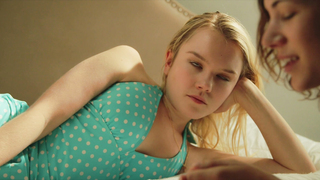 Claire Milligan, Serra Naiman - Goldilocks and the Two Bears (2024)