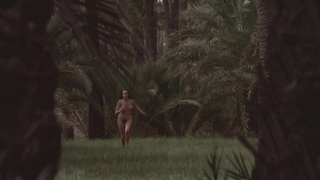 Lina Romay, Alice Arno, Tania Busselier and Kali Hansa in La Comtesse Perverse aka Sexy Nature (1974)