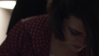 Sara Stanic, Leona Paraminski - Not All About the Money (Nije sve u lovi) (2013) HD 1080p