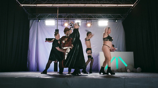 Bärbel Schwarz, Lou Strenger - Holy Meat (2025) HD 1080p