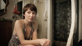 Julia Koschitz, Lena Lauzemis, Anna Julia Kapfelsperger – Unsichtbare Jahre (2015) HD 1080p