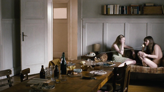 Lena Lauzemis, Sophie Bogdan, Vicky Krieps - Wer wenn nicht wir (2011) HD 1080p