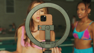Barbie Ferreira, Josie Totah, Aria Jackso - Faces of Death (2026) HD 1080p