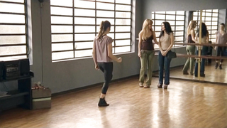 Rosanne Mulholland, Flavia Lorenzi - Fake Blond (Falsa Loura) (2007) HD 720p