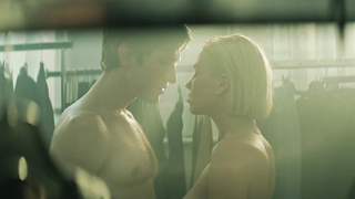 Thea Sofie Loch Næss - Docttor Glas (2026) HD 1080p