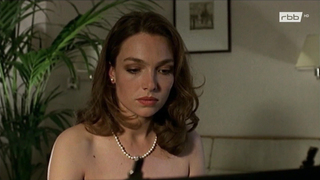 Aglaia Szyszkowitz - Polizeiruf 110 s26e06 (1996) HD 1080p