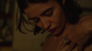 Carmen Kassovitz - Dimanche (2026) HD 1080p