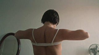 Tianna Franks - Half-Licht (2023) HD 1080p