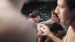 Zoe Stein - Foreigner (Forastera) (2020) HD 1080p