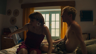 Julia Martínez, Alba Goya, Toni Acosta, Aïda Ballmann - A una isla de ti (2026) HD 1080p