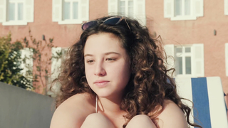 Laure Calamy, etc - What is Love (C'est quoi l'amour) (2025) HD 1080p