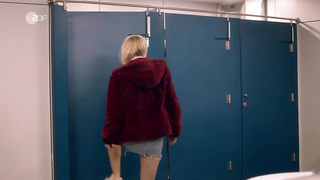 Laetitia Adrian, Ursula Karven - So einfach stirbt man nicht (2019) HD 720p