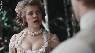 Josephine Thiesen - Ein kleiner Schnitt (2020) HD 1080p