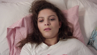 Isabella Møller Hansen - Peau de Banane (2017) HD 1080p