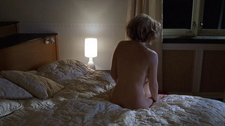 Maria Bonnevie, Hildegun Riise – Himmelfall (2002) HD 1080p