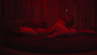 Andrea Guo - Hausen s01e04 (2020) HD 1080p