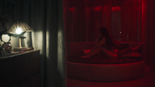 Andrea Guo - Hausen s01e04 (2020) HD 1080p