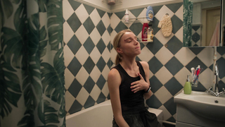 Evgeniya Akhremenko, Veronika Mokhireva (Veronika Mox), Arina Postnikova, Anastasiya Imamova - Professionalnyy sosed s01e13-15 (2026) HD 1080p