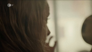 Amelie Plaas-Link - Zwischen den Zeiten (2014) HD 720p