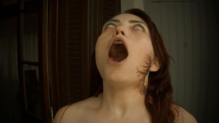 María Belén Gutiérrez, Mónica Divella - Scommettendo con il diavolo (2024) HD 1080p
