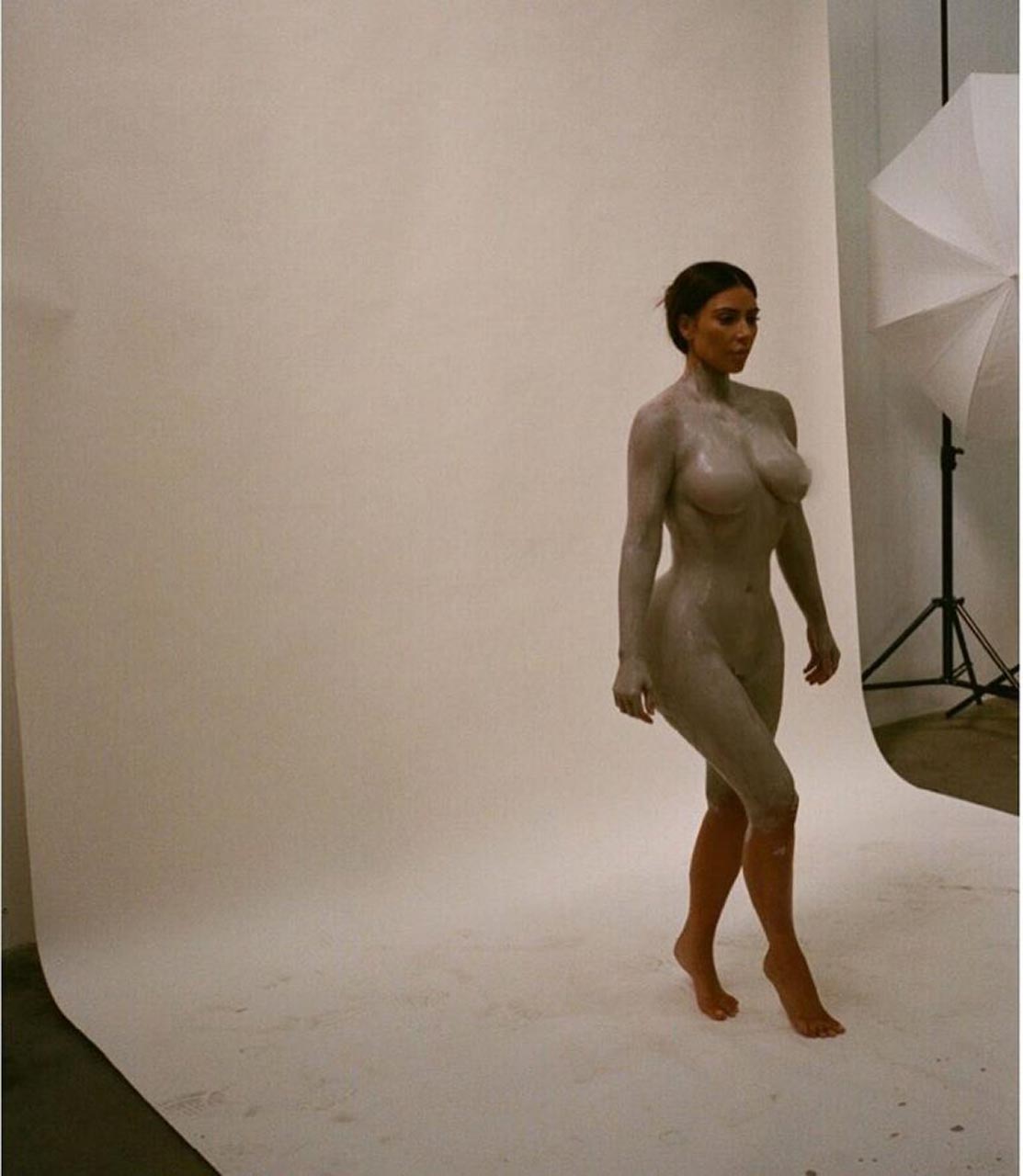 Kim Kardashian Nude & Sexy Compilation.